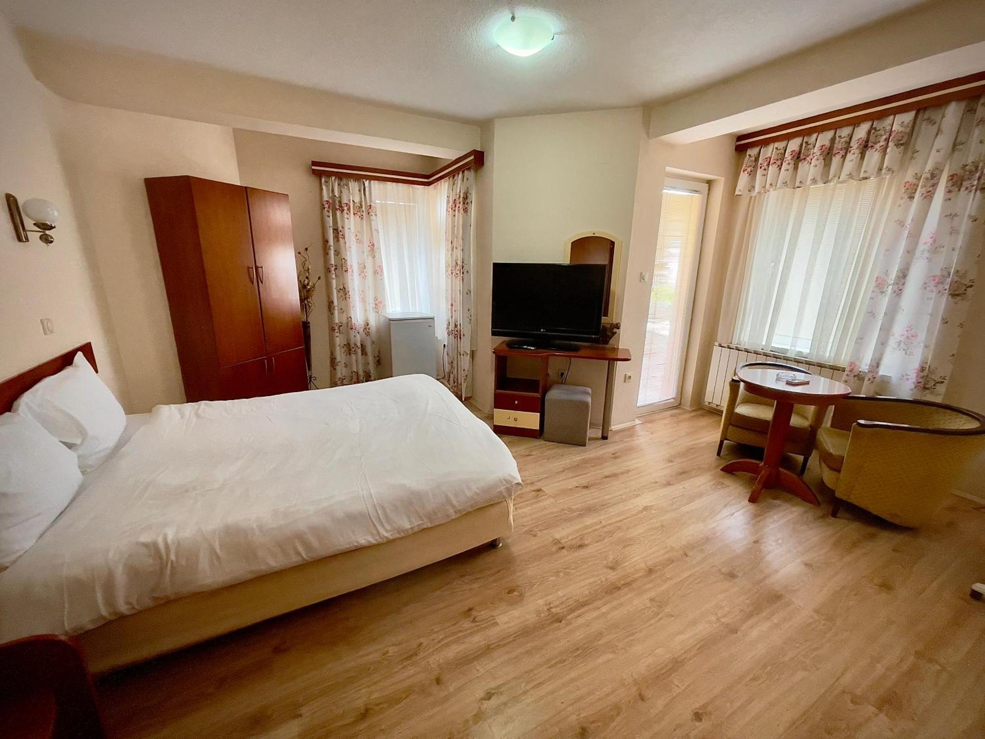 Hotel Ilinden Ustrumca Dış mekan fotoğraf